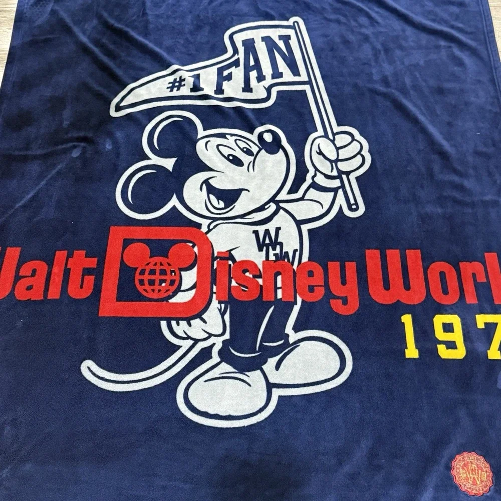 Walt Disney World  Mickey‎ #1 Fan Throw Plush 48x58 Authentic Disney Parks 1971